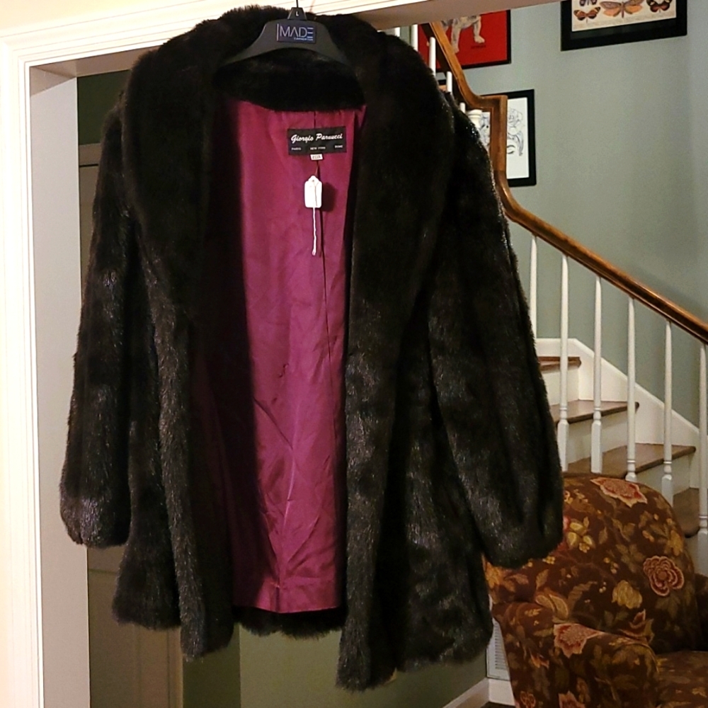 Giorgio Parnucci Faux Fur coat. Size 2x